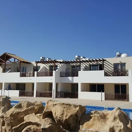 Ground Floor One Bedroom Apartment B2, 3 Pools, Free Wifi Peyia Exterior photo