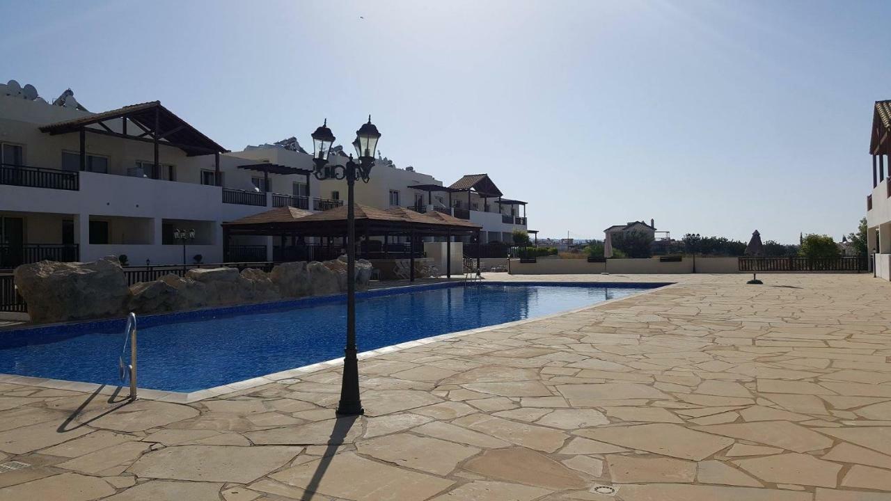 Ground Floor One Bedroom B2, 3 Pools, Free Wifi